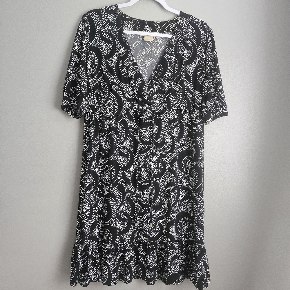 Michael Kors Solid Wrap Dress. V-Neck Tie Waist Size Medium - Picture 3 of 7